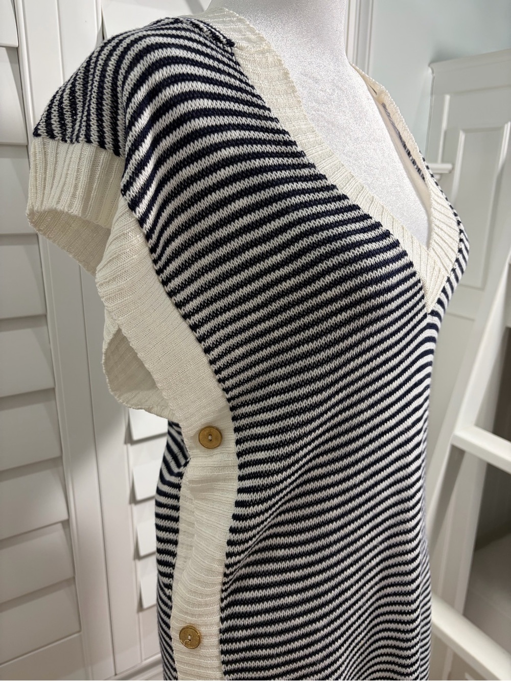 Cynthia Rowley Striped V-Neck Sleeveless Hooded Sweater Tunic (S)